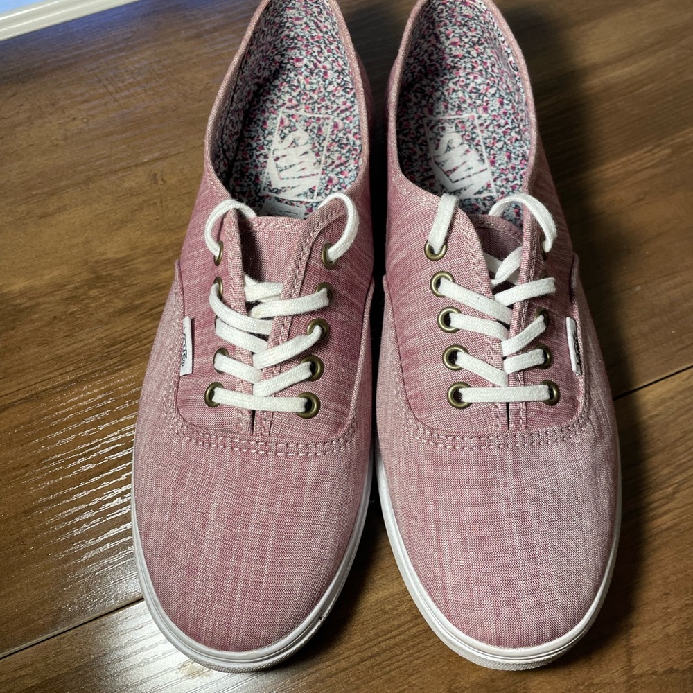 Vans Women's Dusty Pink Canvas Sneakers